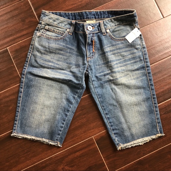 NWT - Jimmy’Z Long Jean Shorts - Picture 2 of 7
